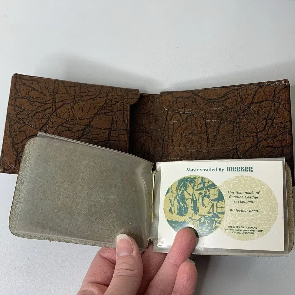 Meeker Gaucho Cowhide Leather Brown Leather Card Holder Wallet Fold
